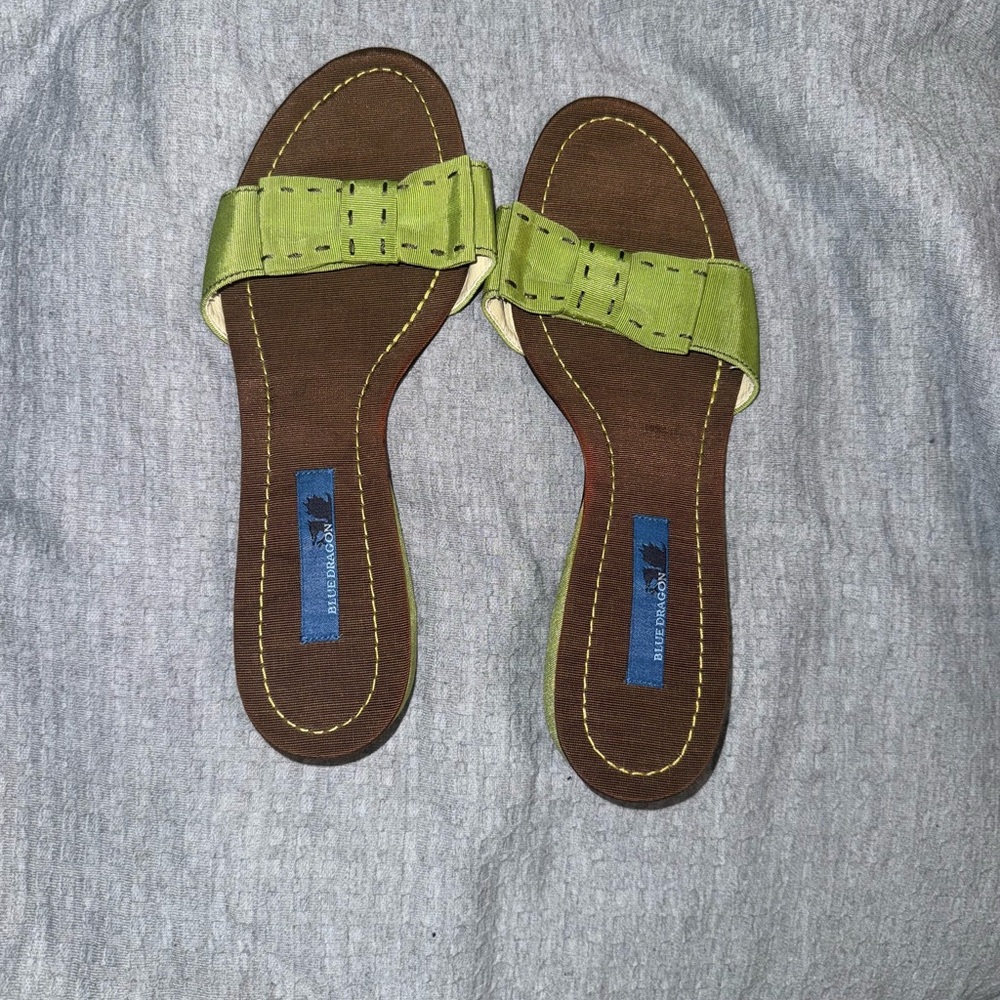 green bow sandals